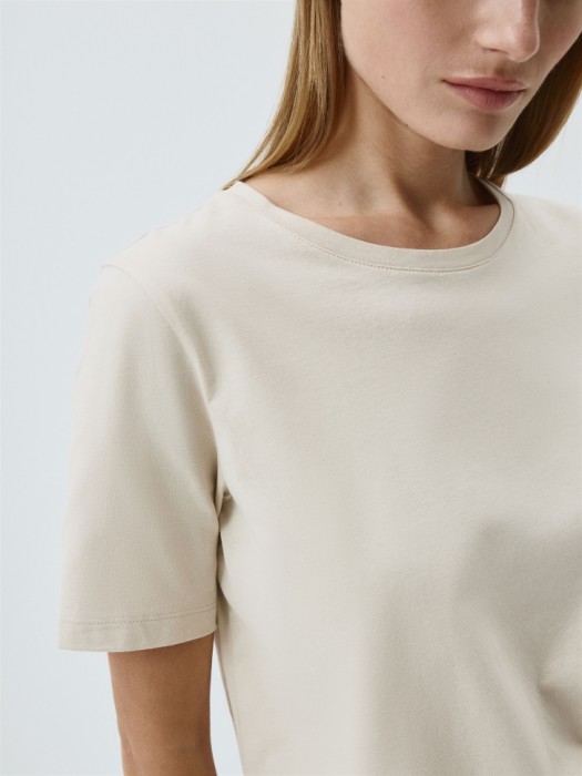 футболка mary regular fit из россии вид сбоку