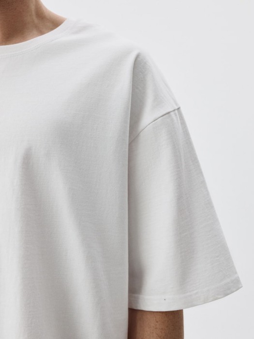 футболка max oversize fit базовая для взрослого возраста с изнаночной стороны