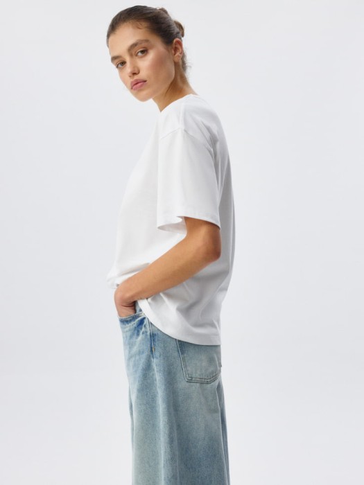 футболка мира оверсайз из россии вид сбоку