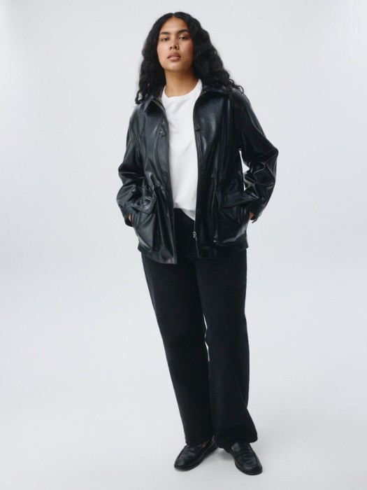 футболка mira oversize fit из россии вид сбоку