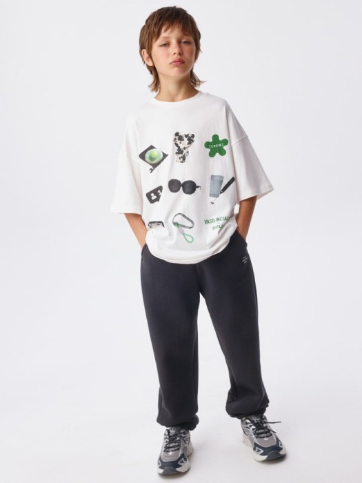 футболка оверсайз детская из коллекции  х vasilinciaga от бренда sela вид слева