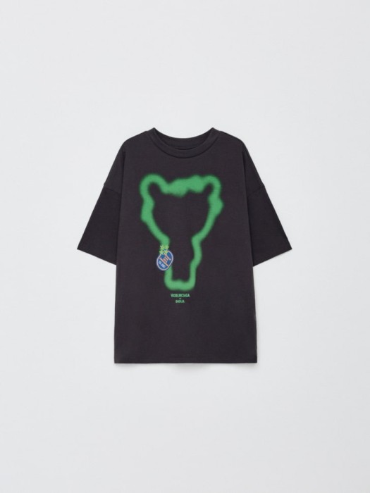 футболка оверсайз детская из коллекции  х vasilinciaga по цене 999 руб вид справа