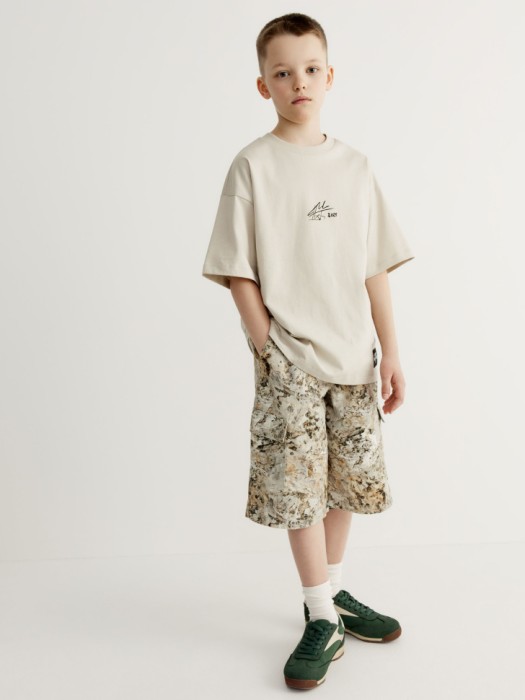 футболка оверсайз для мальчиков из коллекции art people с angry brothers 11 по цене 1299 руб вид справа