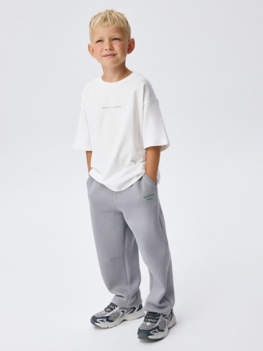 футболка оверсайз для мальчиков из коллекции  х vasilinciaga от бренда sela вид слева