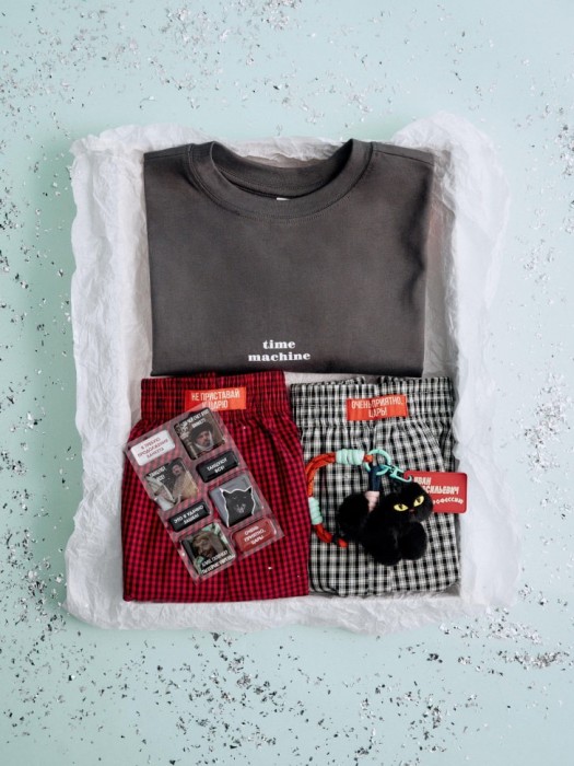 футболка оверсайз для мальчиков из коллекции  x мосфильм от бренда sela вид слева