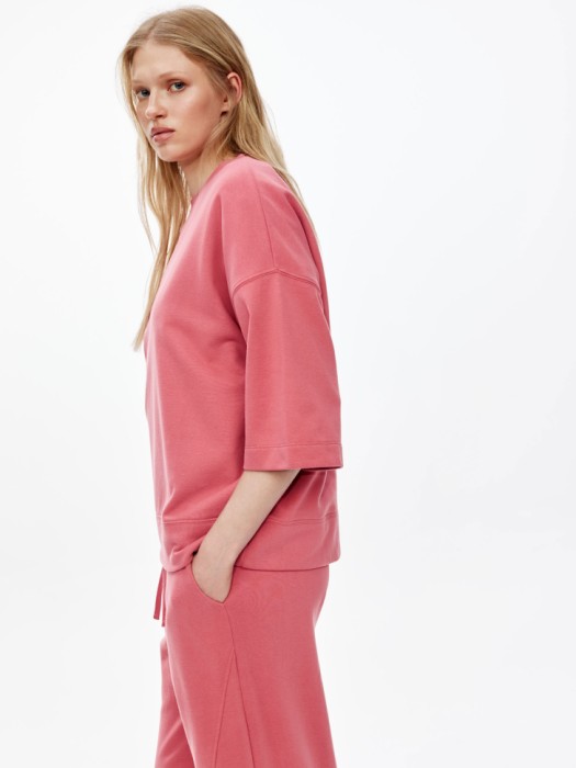 футболка оверсайз из футера из россии вид сбоку