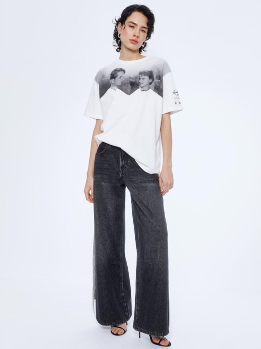 футболка оверсайз из коллекции  x мосфильм от бренда sela вид слева