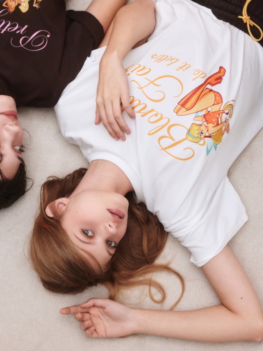 футболка оверсайз из коллекции  young × winx 4640611771072 фотография