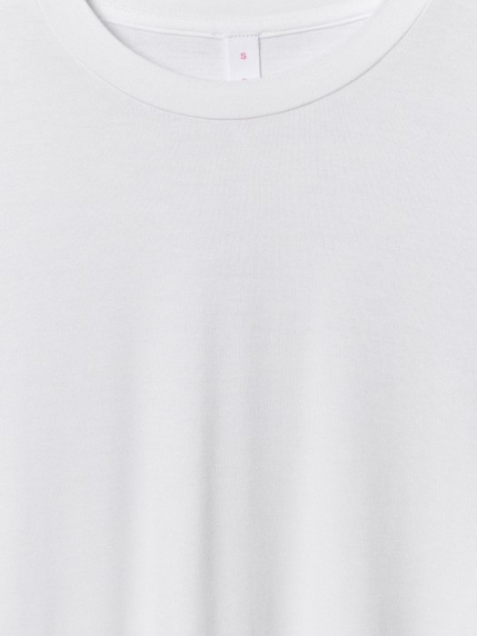 футболка оверсайз из линейки  young из вискозы спереди