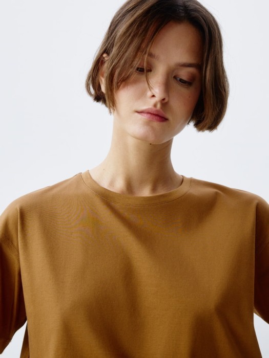 футболка оверсайз из мерсеризованного хлопка по цене 2299 руб вид справа