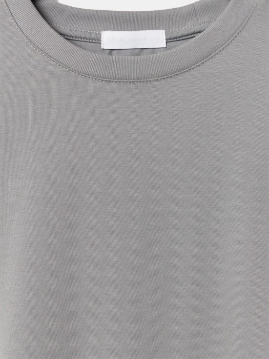 футболка оверсайз из плотного хлопка из хлопка спереди