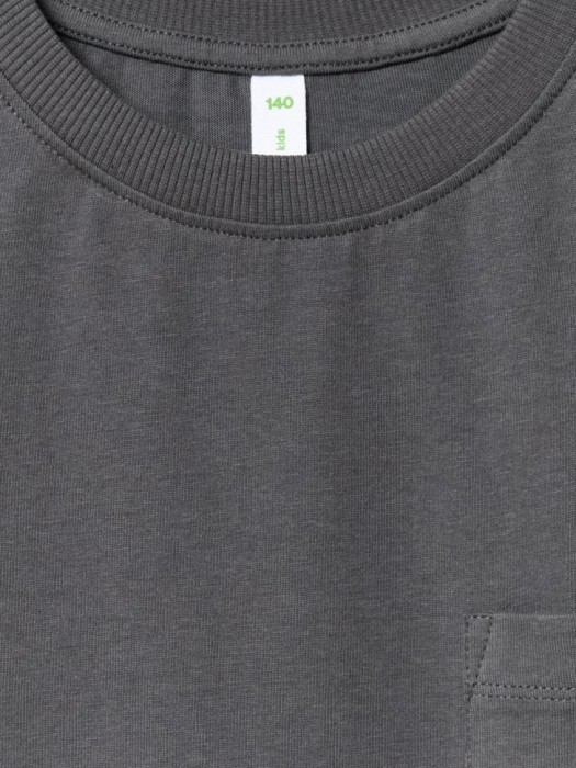 футболка оверсайз с карманом для мальчиков из россии вид сбоку