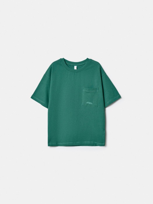 футболка оверсайз с карманом для мальчиков по цене 899 руб вид справа