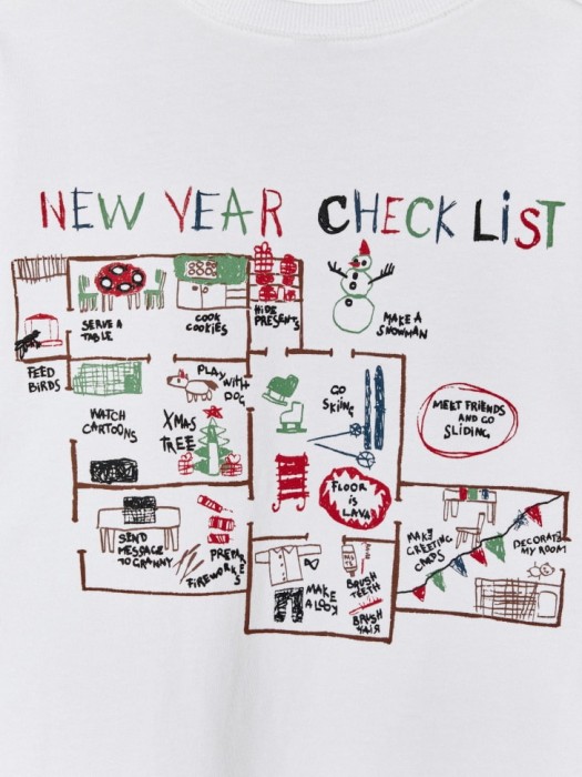 футболка оверсайз с новогодним принтом для мальчиков из хлопка спереди
