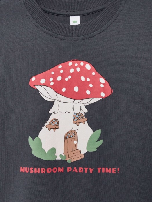 футболка оверсайз с принтом для девочек от бренда sela вид слева