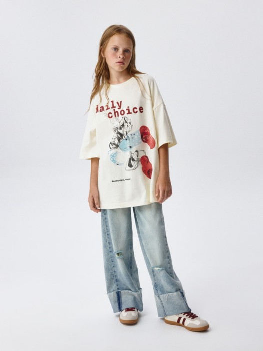 футболка оверсайз с принтом для девочек от бренда sela вид слева