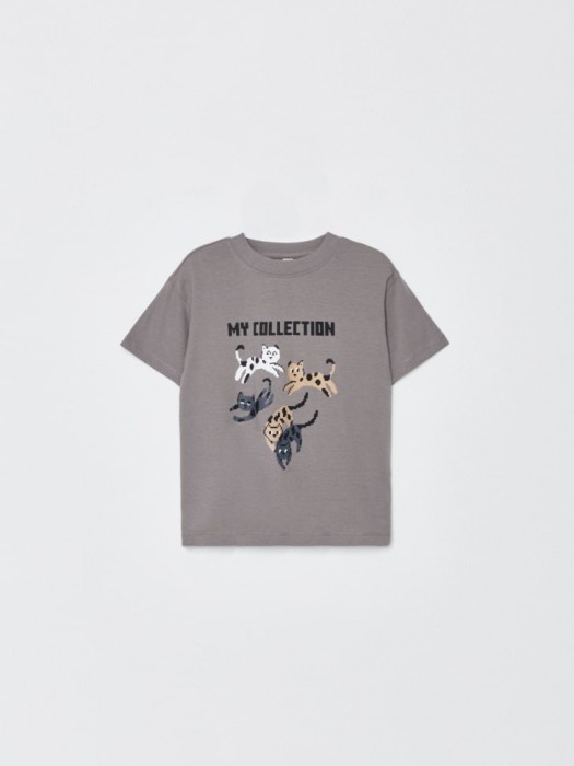 футболка оверсайз с принтом для девочек по цене 399 руб вид справа