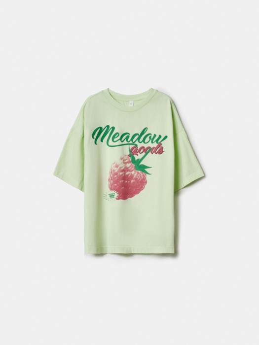 футболка оверсайз с принтом для девочек по цене 1499 руб вид справа