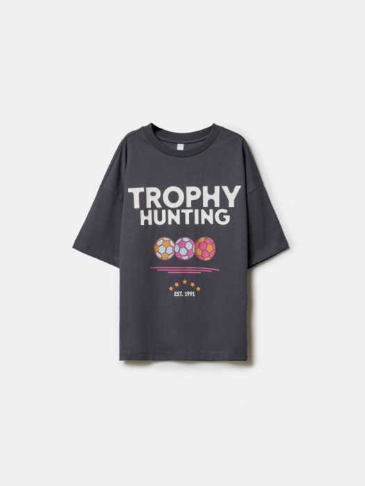 футболка оверсайз с принтом для девочек по цене 1299 руб вид справа