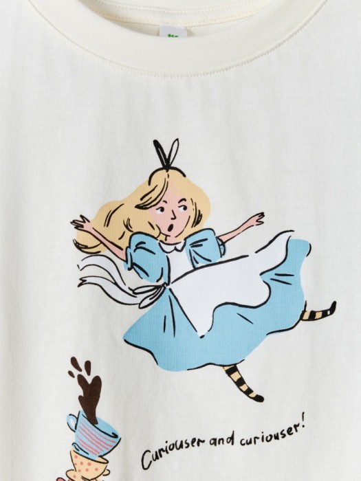 футболка оверсайз с принтом для девочек из россии вид сбоку