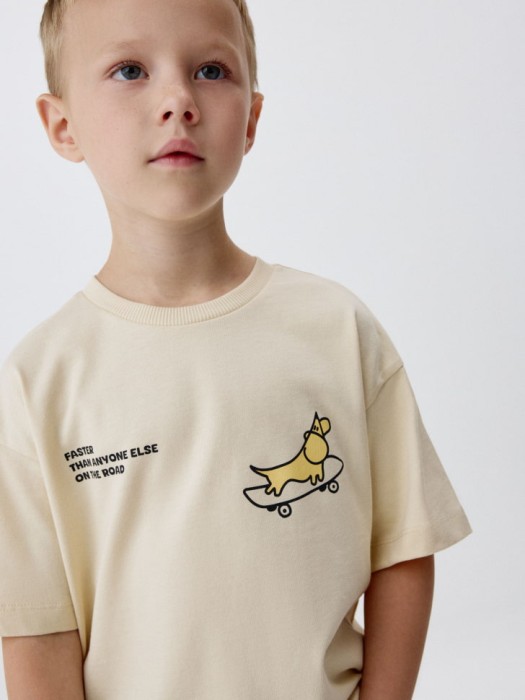 футболка оверсайз с принтом для мальчиков по цене 499 руб вид справа