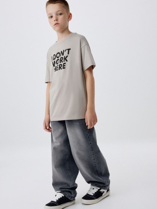 футболка оверсайз с принтом для мальчиков от бренда sela вид слева