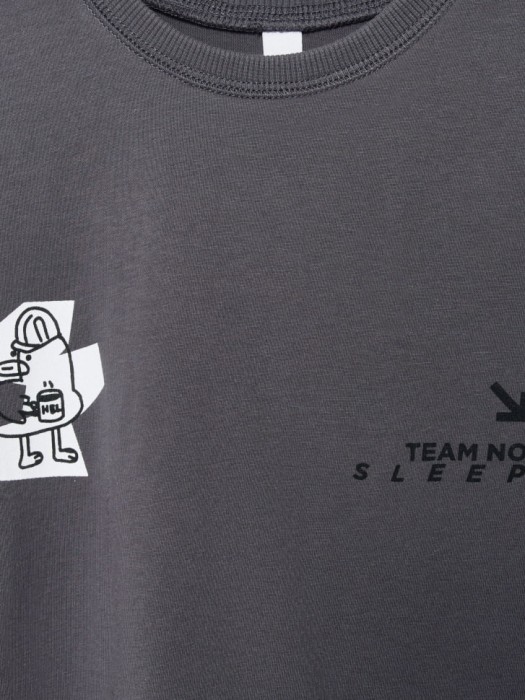 футболка оверсайз с принтом для мальчиков из хлопка спереди