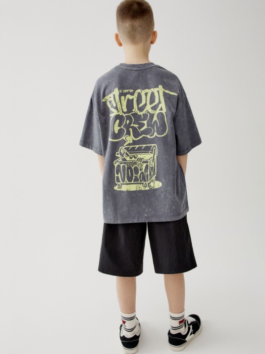 футболка оверсайз с принтом для мальчиков от бренда sela вид слева