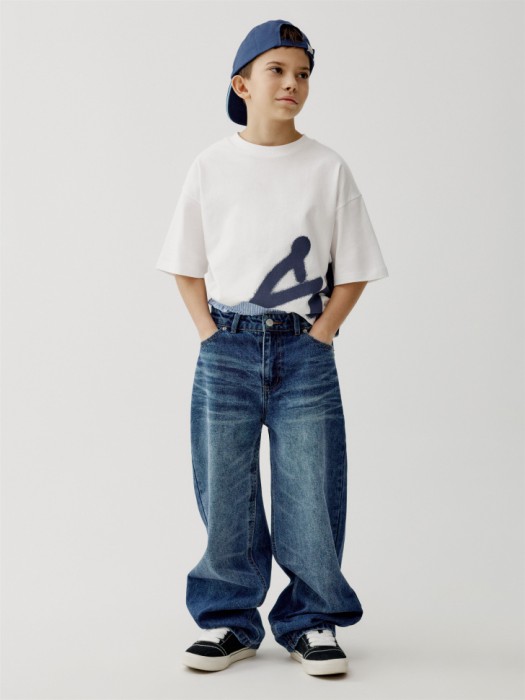 футболка оверсайз с принтом для мальчиков от бренда sela вид слева