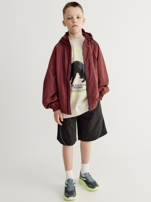 футболка оверсайз с принтом для мальчиков от бренда sela вид слева