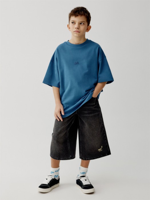 футболка оверсайз с принтом для мальчиков от бренда sela вид слева