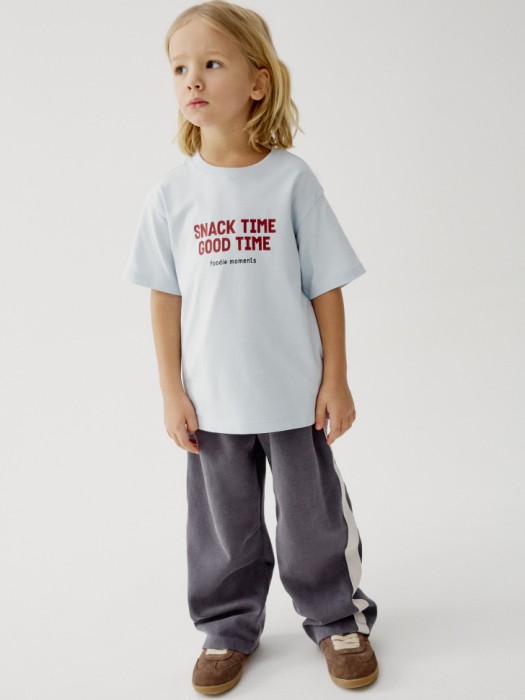 футболка оверсайз с принтом для мальчиков от бренда sela вид слева