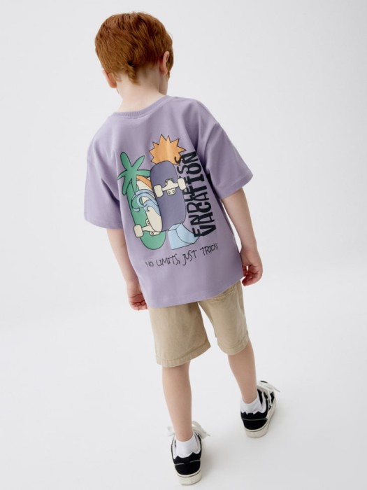 футболка оверсайз с принтом для мальчиков от бренда sela вид слева