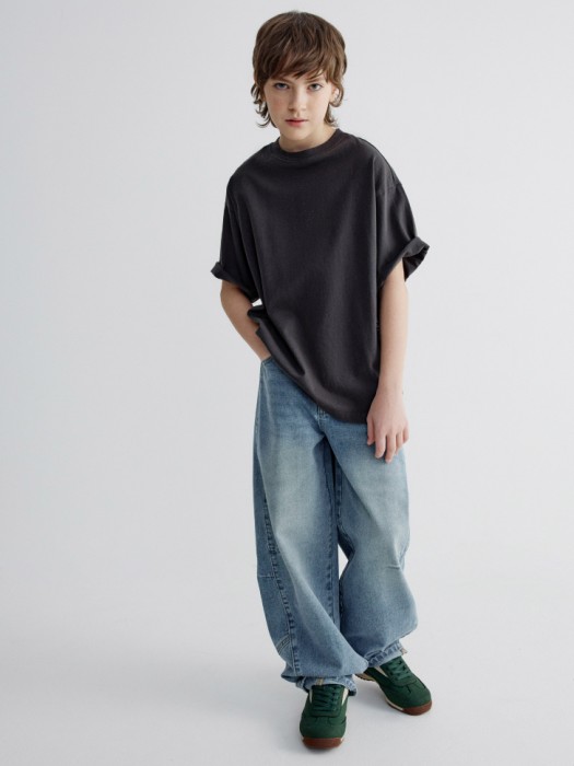 футболка оверсайз с принтом для мальчиков от бренда sela вид слева