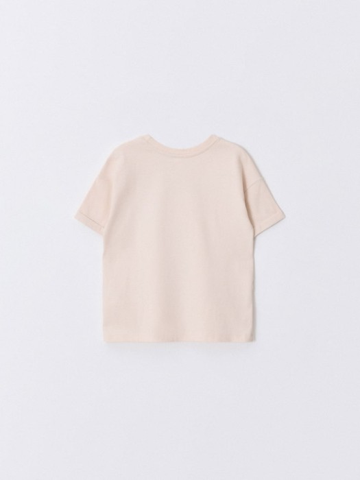 футболка оверсайз с принтом hello kitty для девочек от бренда sela вид слева