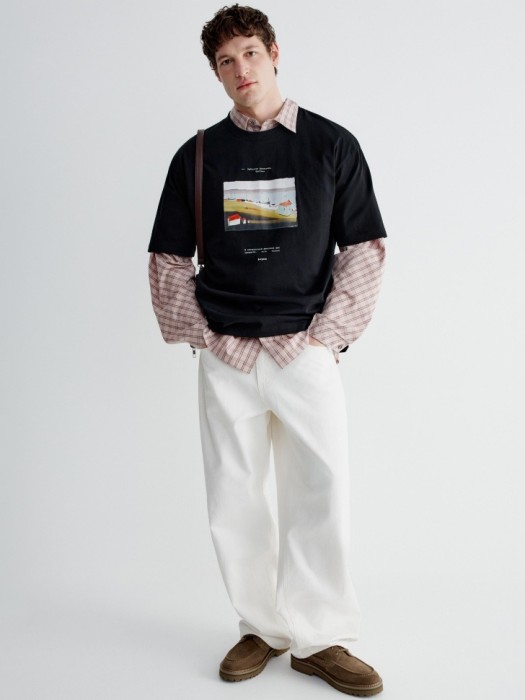 футболка оверсайз с принтом из коллекции art people с алексеем ланцевым от бренда sela вид слева