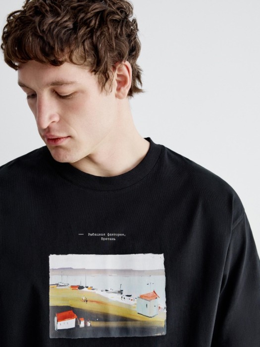 футболка оверсайз с принтом из коллекции art people с алексеем ланцевым из россии вид сбоку