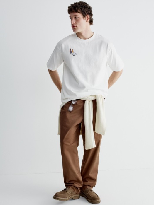 футболка оверсайз с принтом из коллекции art people с алексеем ланцевым от бренда sela вид слева