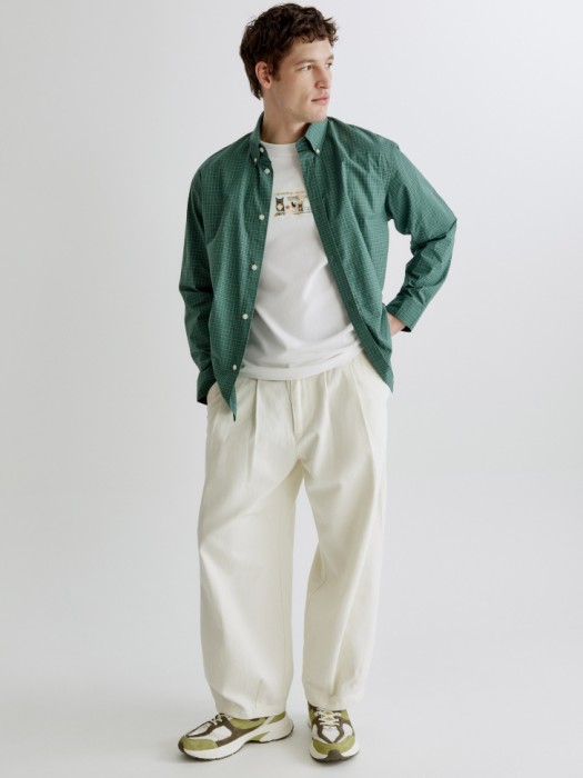 футболка оверсайз с принтом от бренда sela вид слева