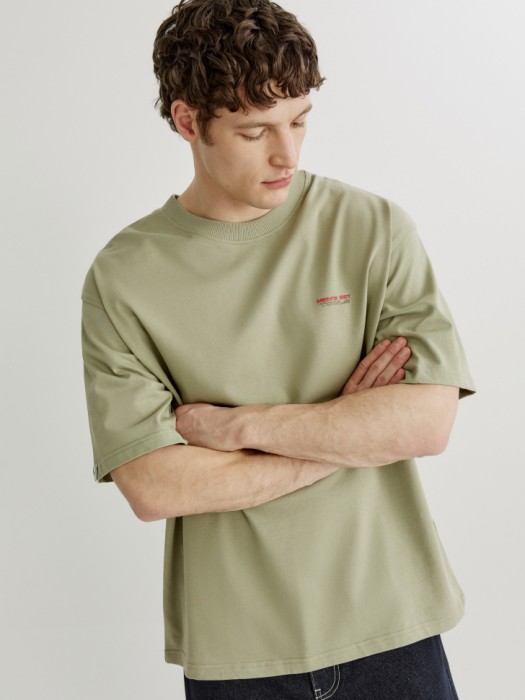 футболка оверсайз с принтом по цене 2299 руб вид справа