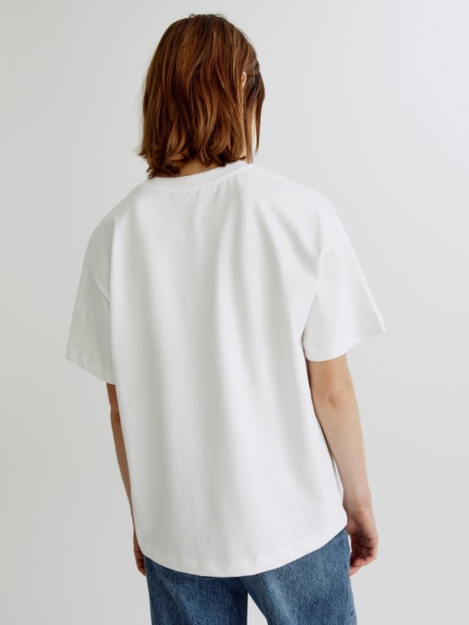 футболка оверсайз с принтом по цене 1799 руб вид справа