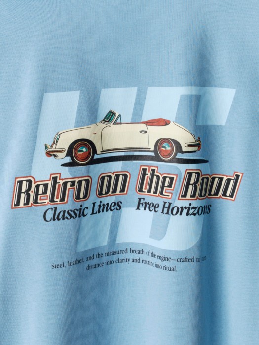 футболка оверсайз с принтом по цене 2299 руб вид справа