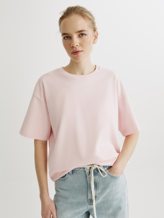 футболка оверсайз с принтом из россии вид сбоку