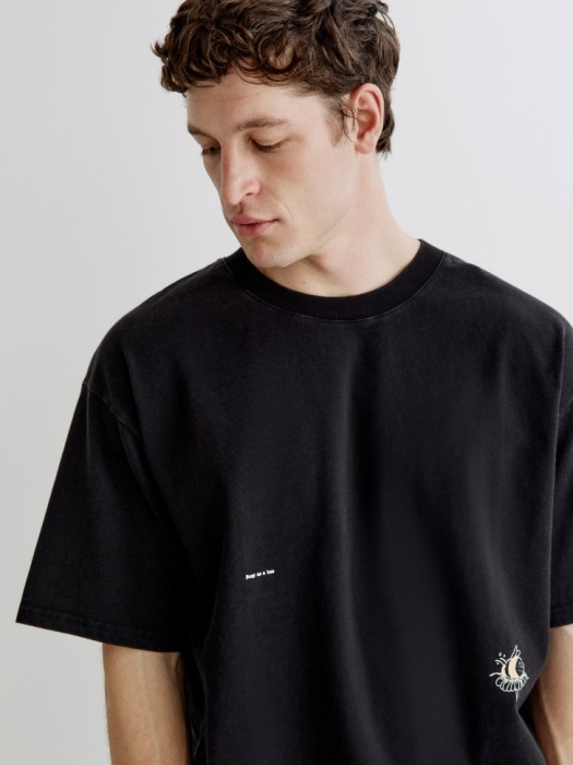 футболка оверсайз с принтом из россии вид сбоку