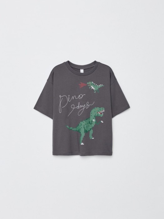 футболка оверсайз с вышивкой и принтом для мальчиков по цене 499 руб вид справа