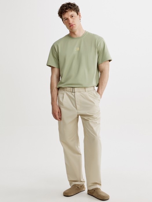 футболка оверсайз с вышивкой от бренда sela вид слева