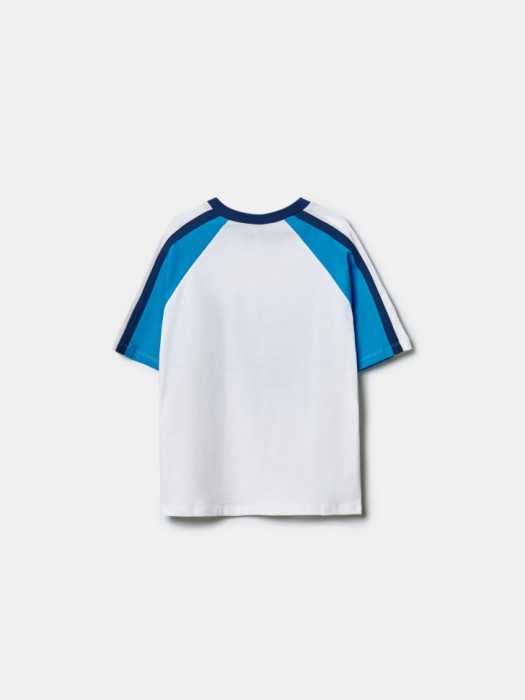 футболка оверсайз в спортивном стиле для мальчиков из россии вид сбоку