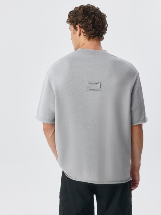 футболка oversize fit из футера от бренда sela вид слева