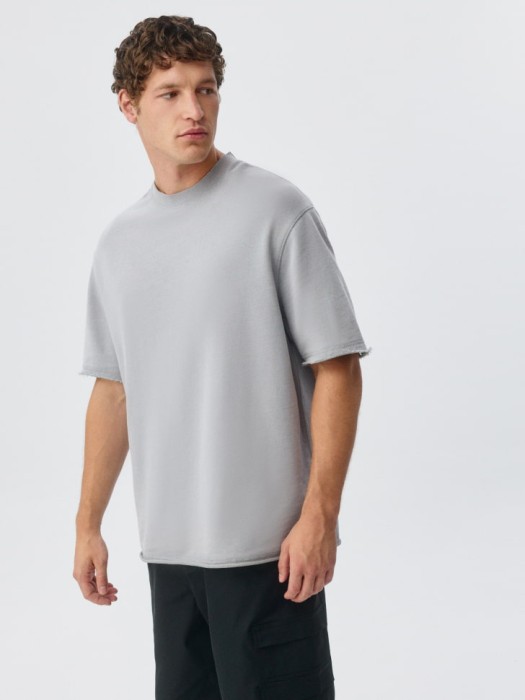 футболка oversize fit из футера по цене 799 руб вид справа