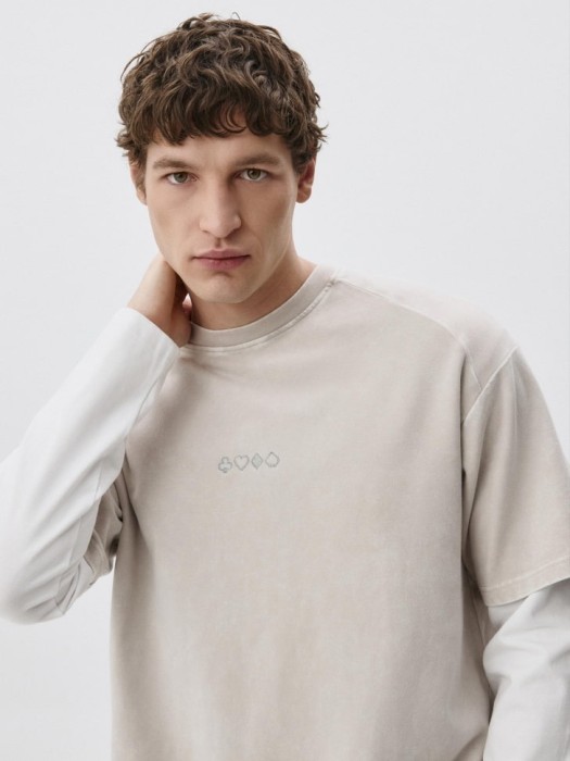 футболка oversize fit с принтом по цене 999 руб вид справа
